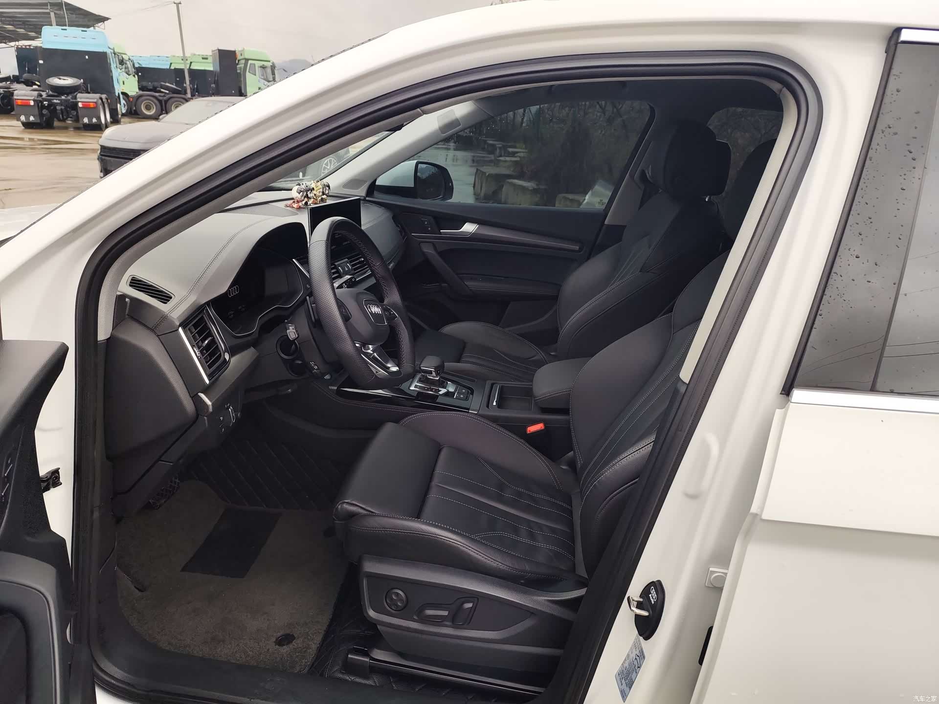 Audi Q5L, 2023 4