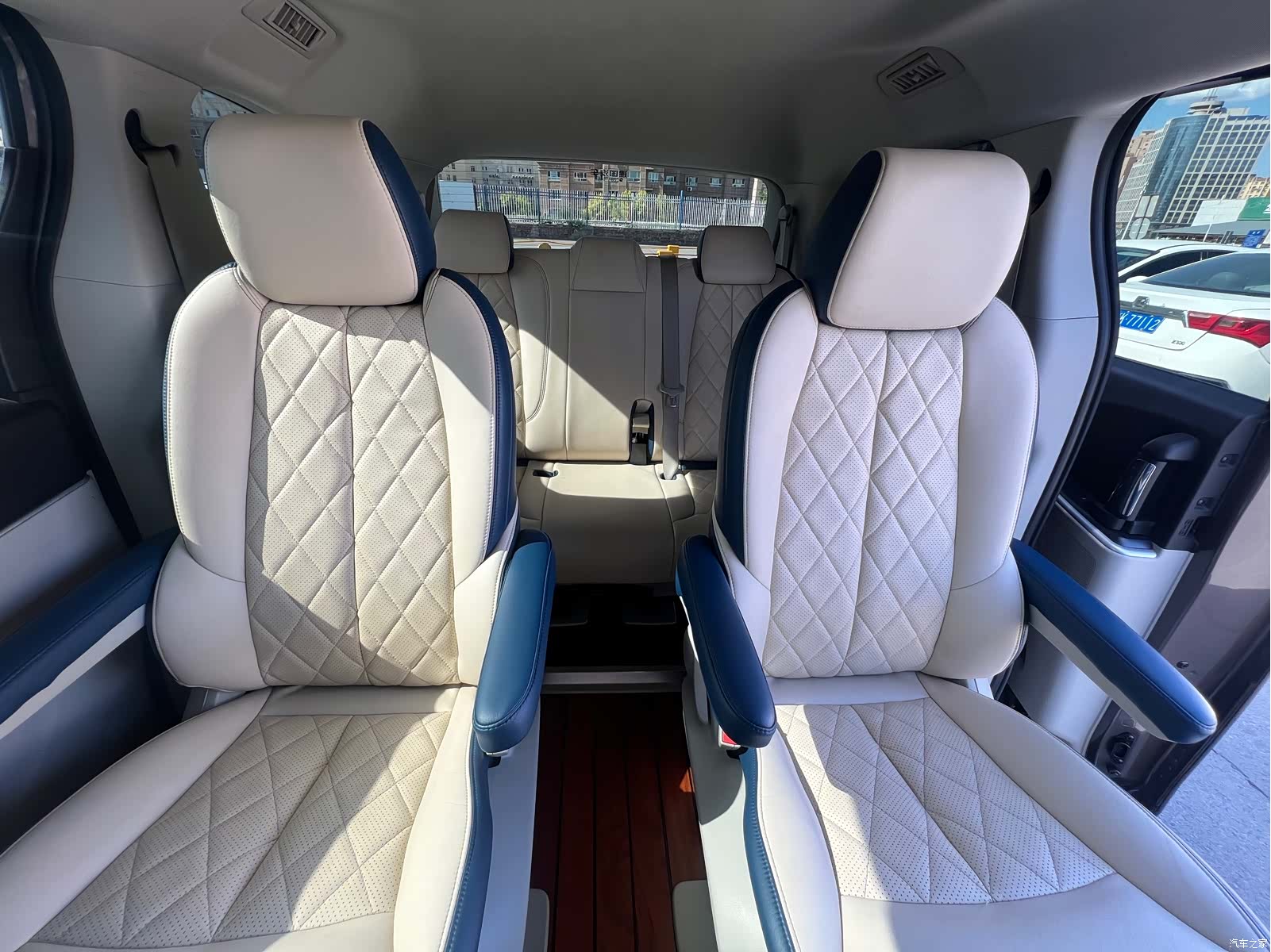 Buick GL8, 2023 6