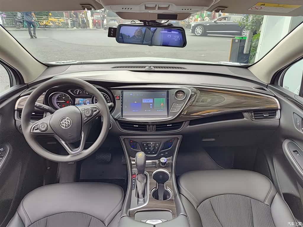 Buick Envision Plus, 2018 10