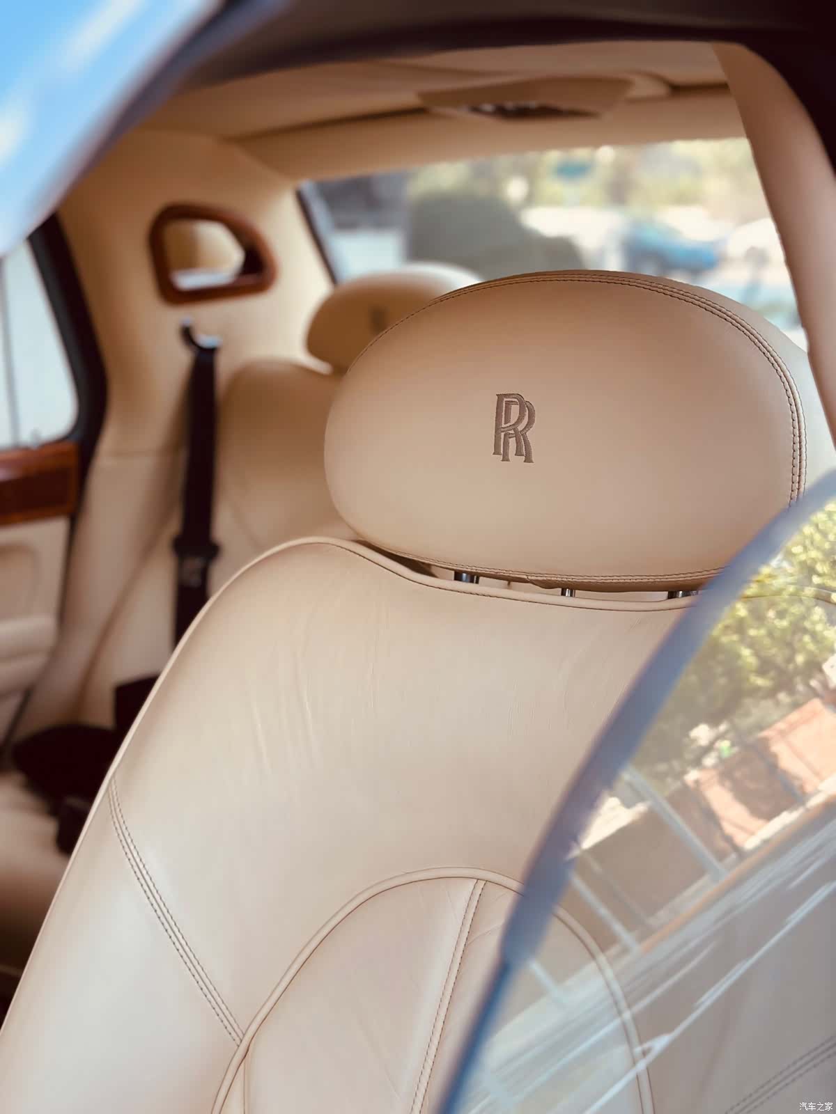 Rolls-Royce Phantom, 2003 4