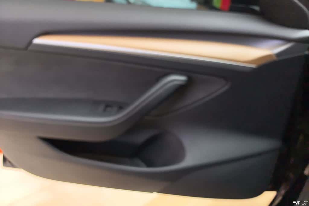 Tesla Model 3, 2023 7