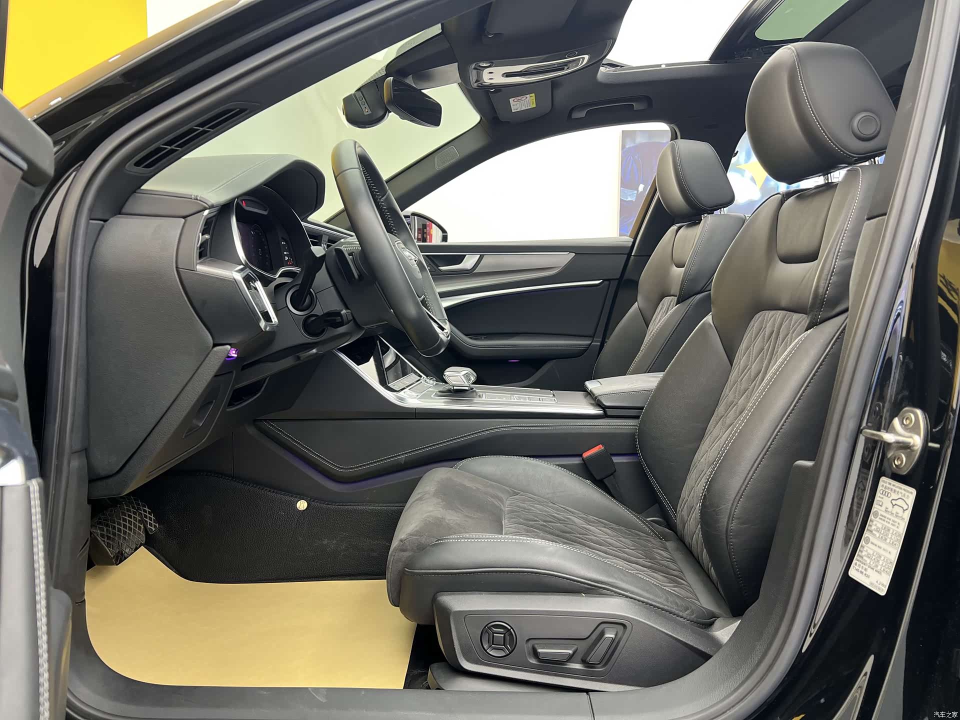 Audi A6L, 2020 4