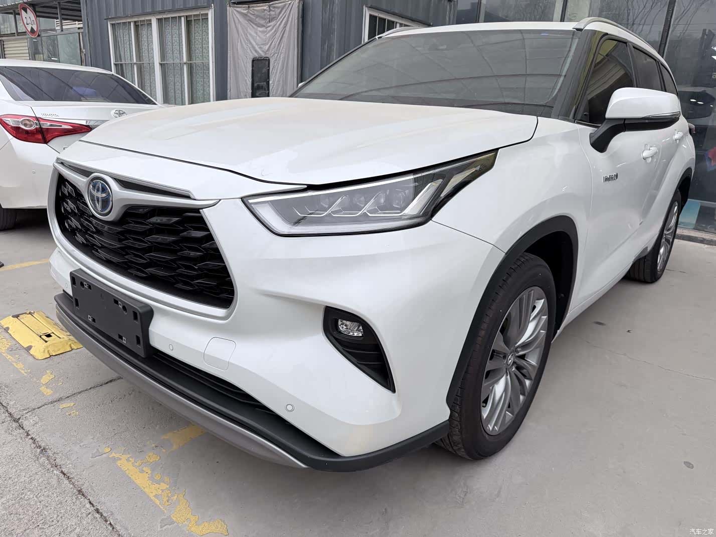 Toyota Highlander, 2023 1