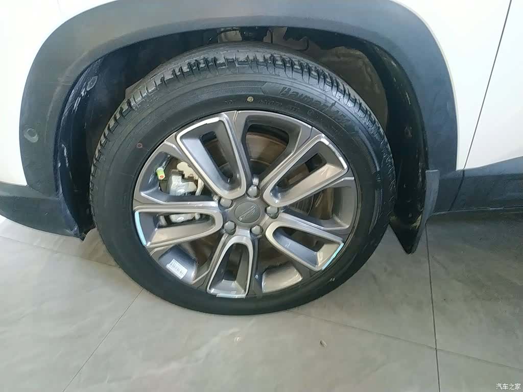 Geely Icon, 2022 25