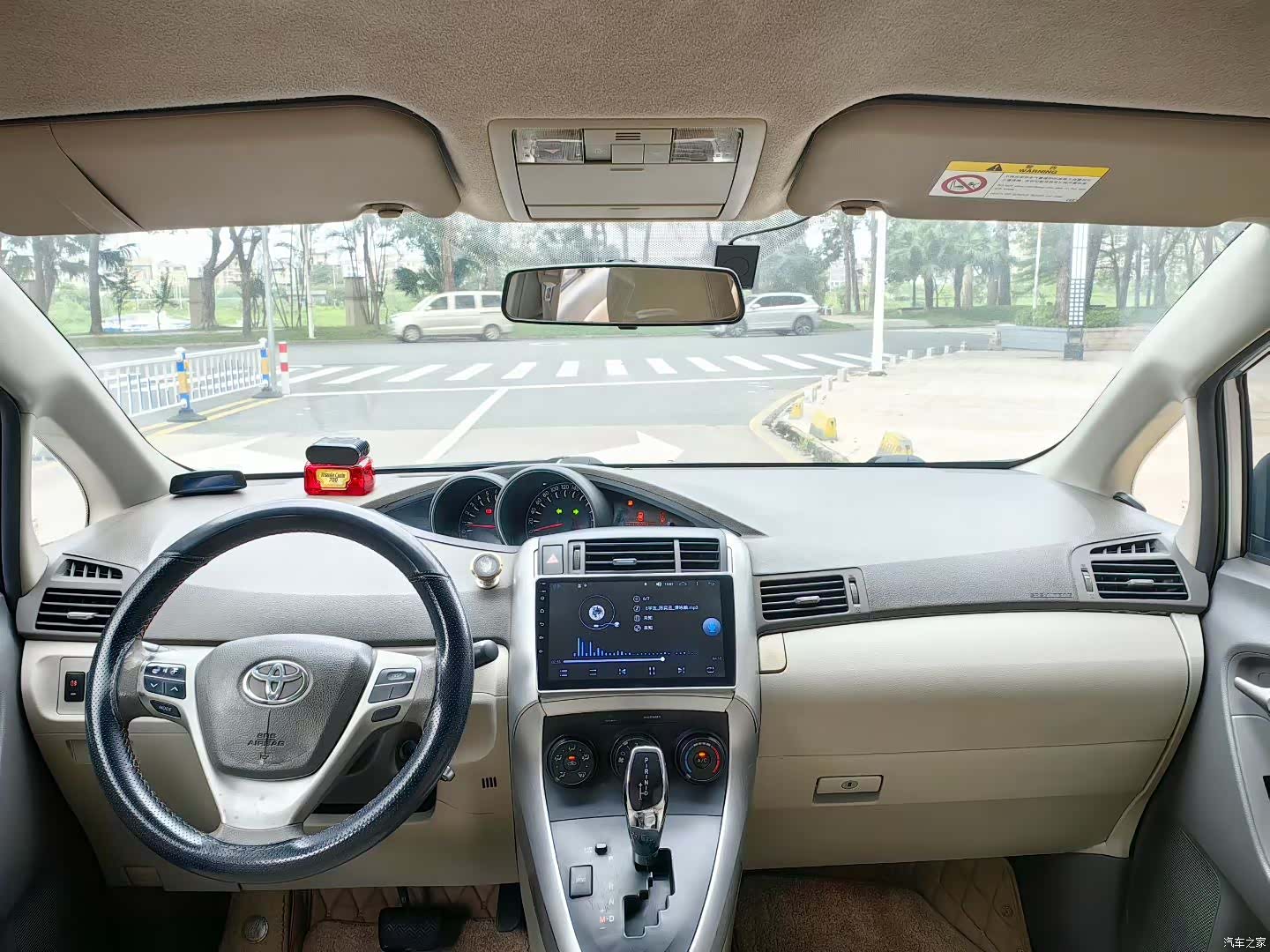 Toyota 180E, 2012 все фото