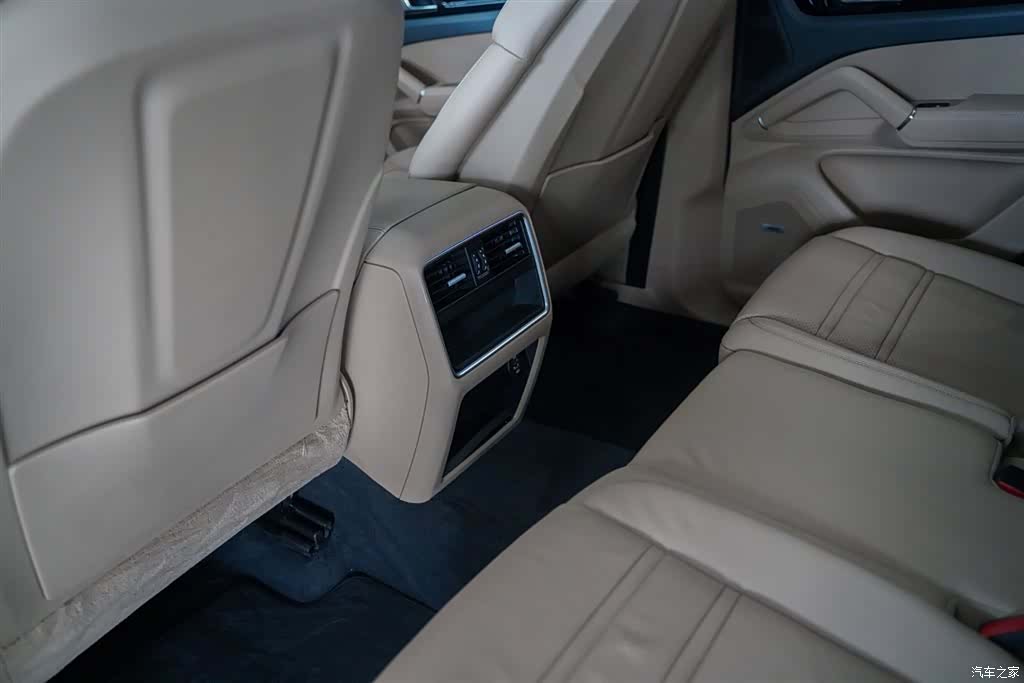 Porsche Cayenne, 2018 12