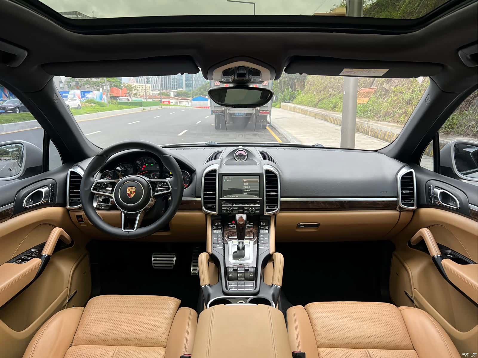 Porsche Cayenne, 2015 9