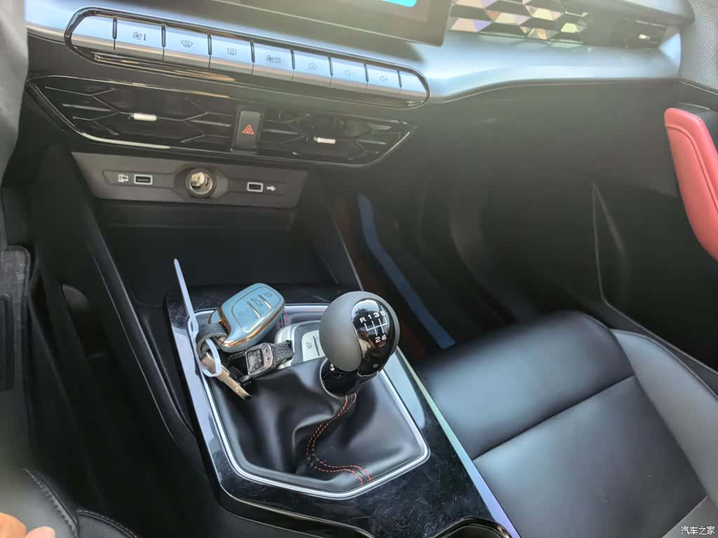 MG MG5, 2021 10