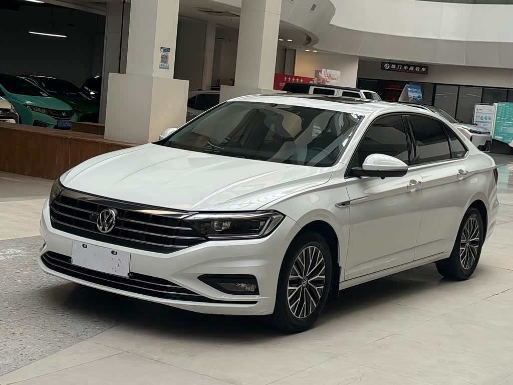 Volkswagen Sagitar