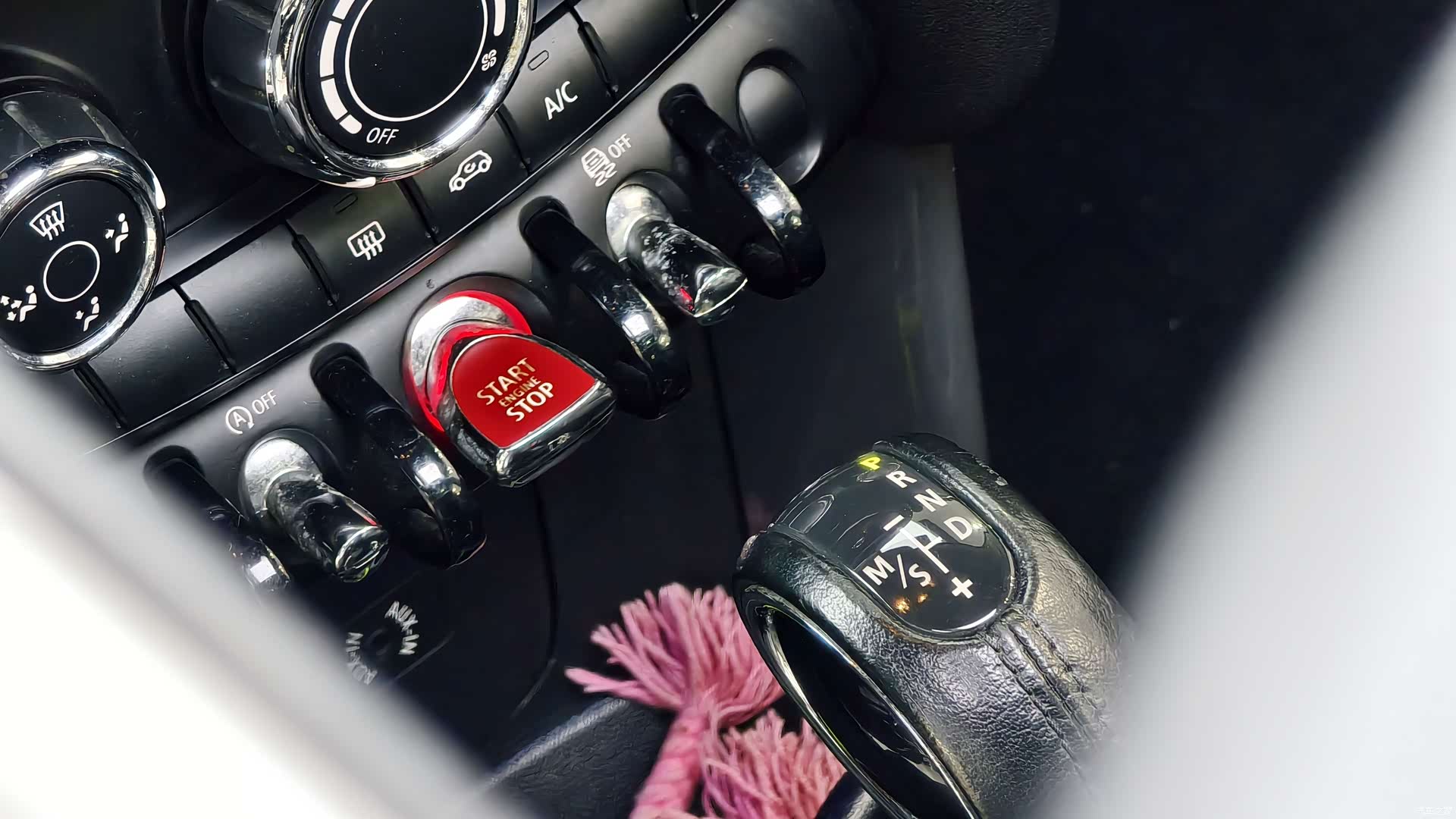 Mini Cooper, 2015 18