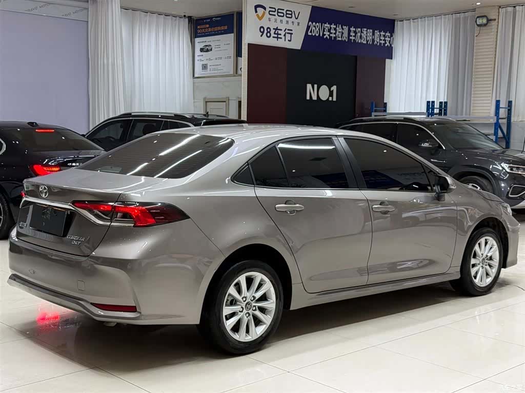 Toyota Corolla, 2024 4