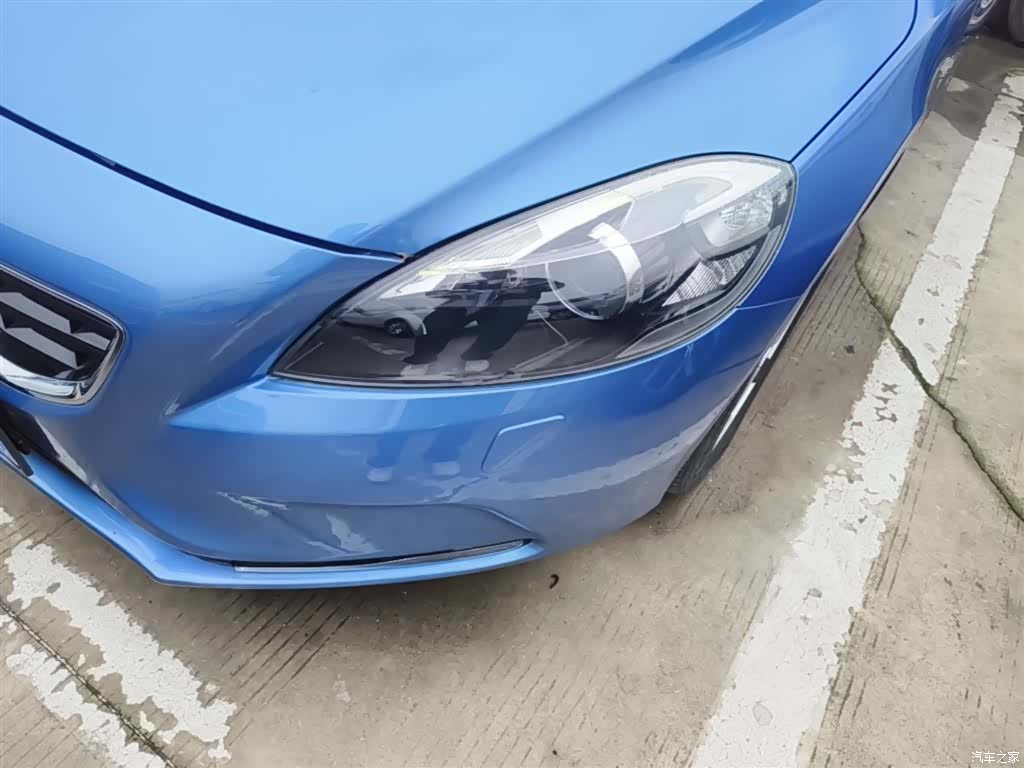 Volvo V40, 2016 24
