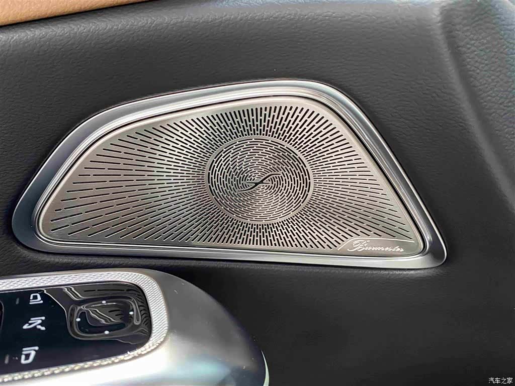 Mercedes-Benz E-Class, 2026 15