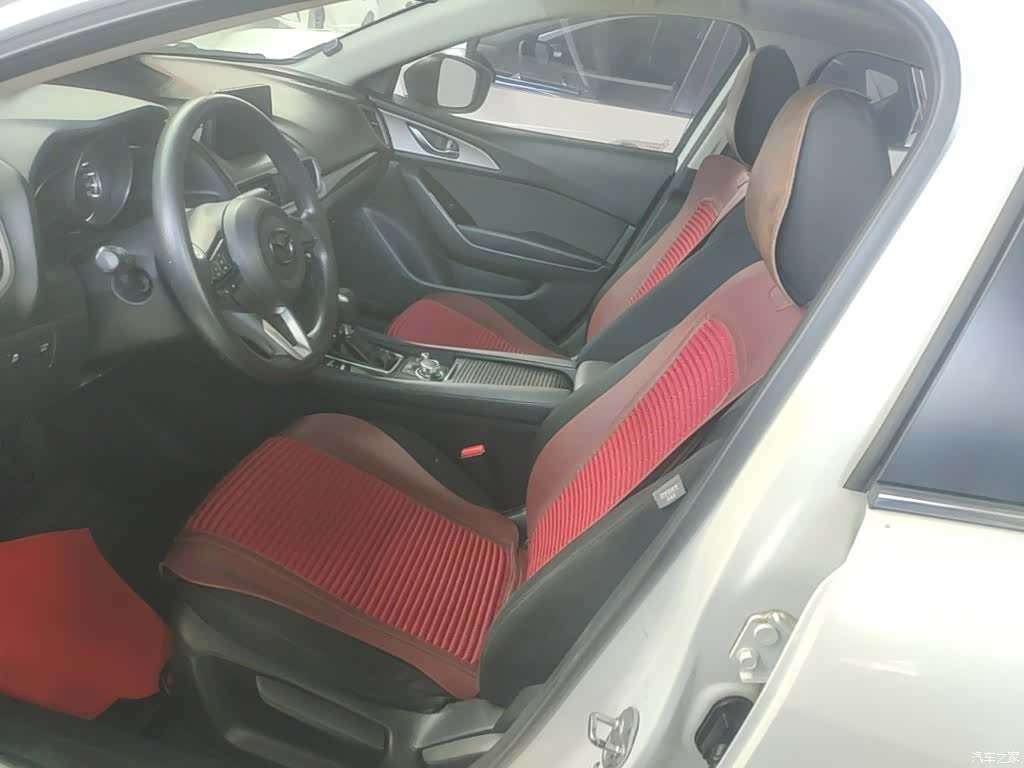 Mazda Mazda3, 2018 15