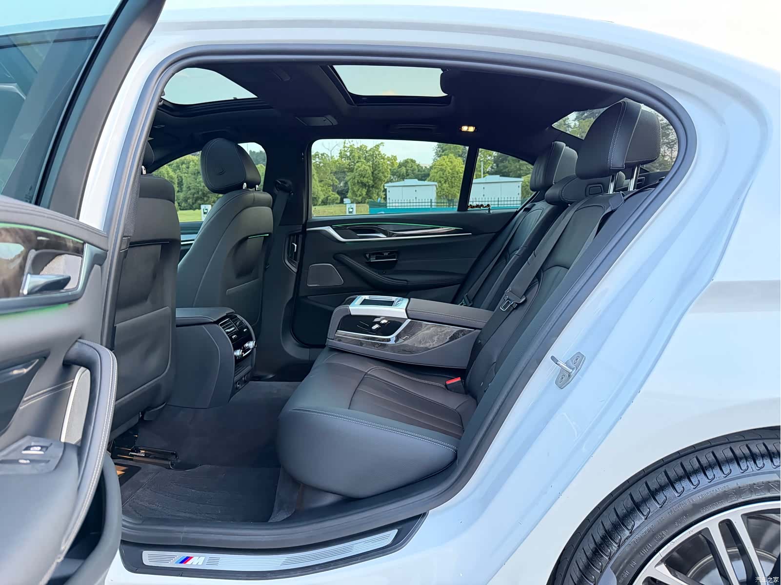 BMW 5 Series, 2018 21