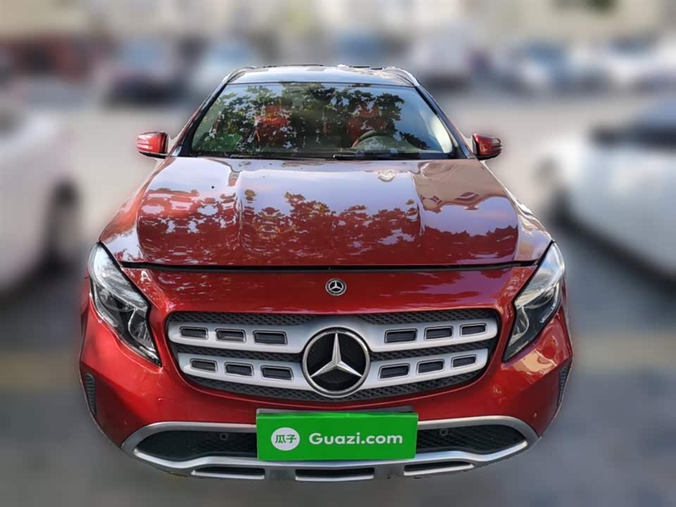Mercedes-Benz GLA