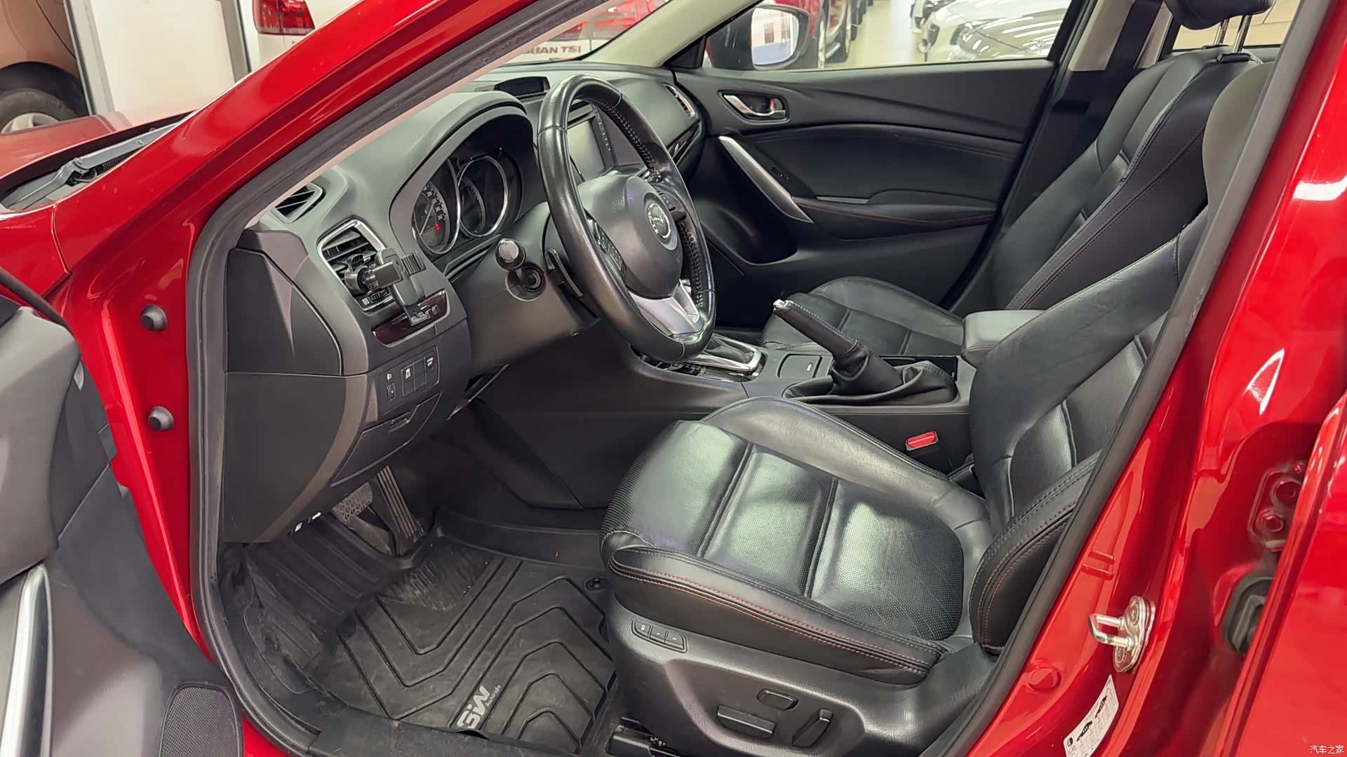 Mazda Atenza, 2015 3