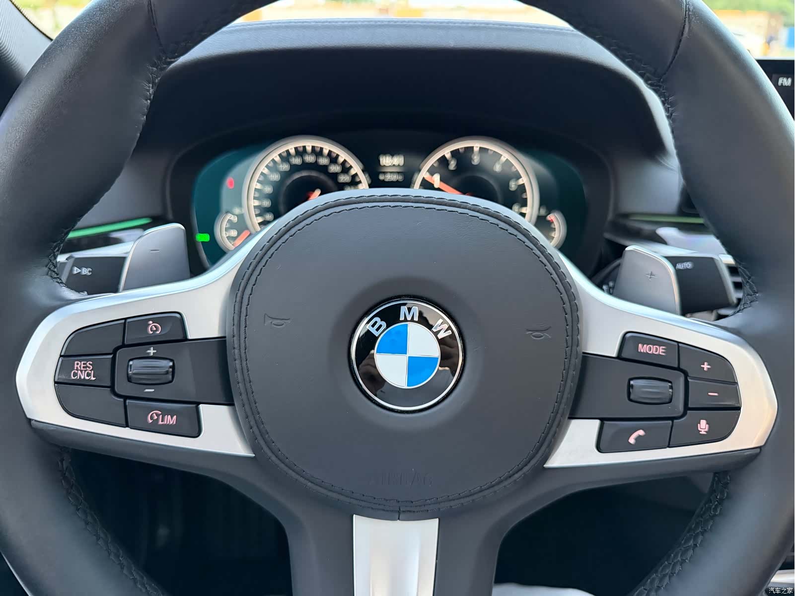 BMW 5 Series, 2018 13