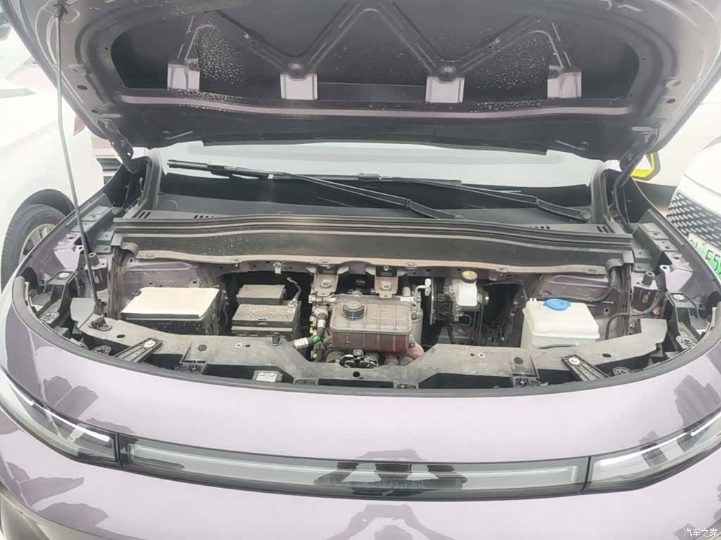 Leapmotor B10, 2025 20