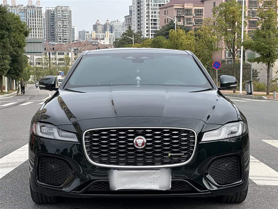 Jaguar XFL