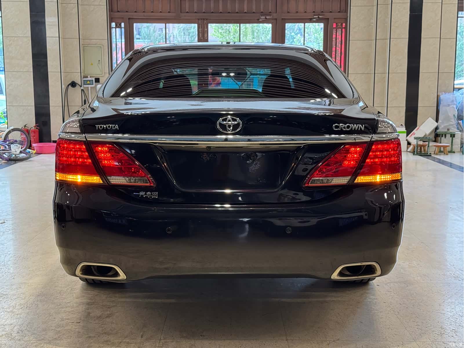 Toyota Crown, 2014 все фото