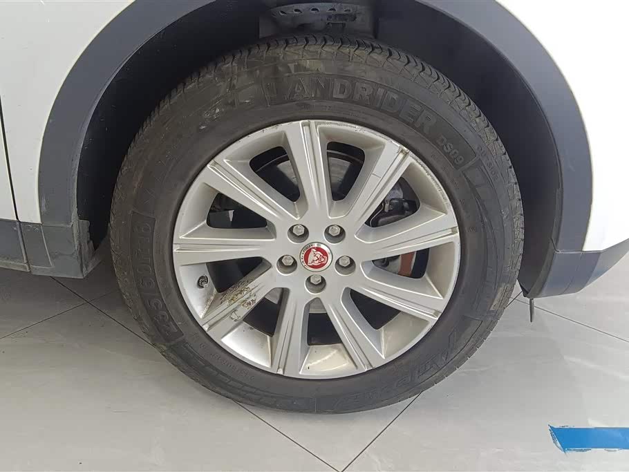 Jaguar E-PACE Jaguar E-PACE