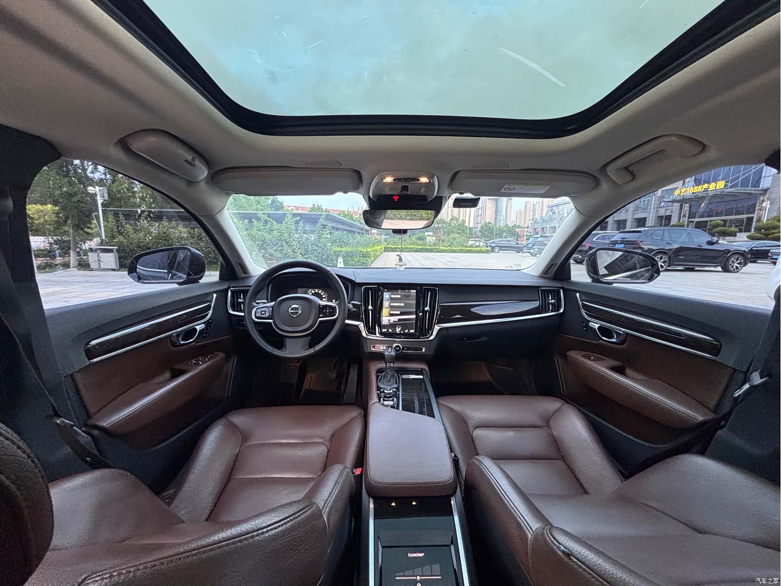 Volvo S90, 2017 18