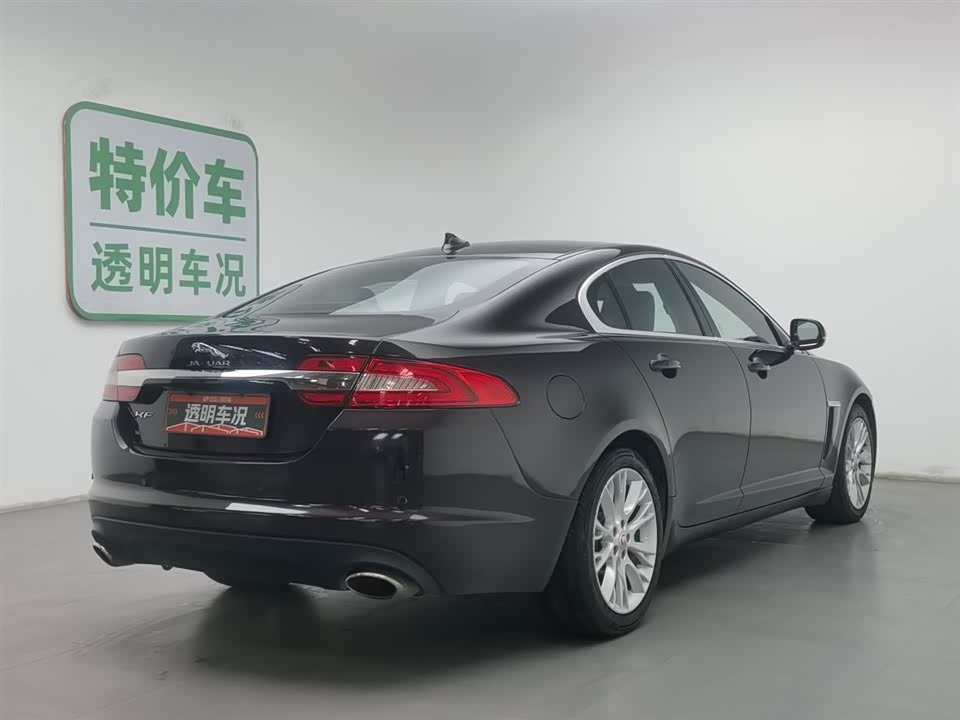 Jaguar XF Jaguar XF