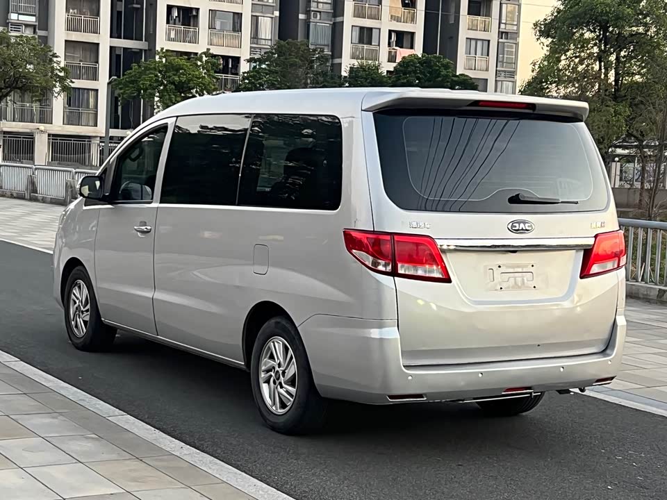 JAC Refine Ruifeng M4