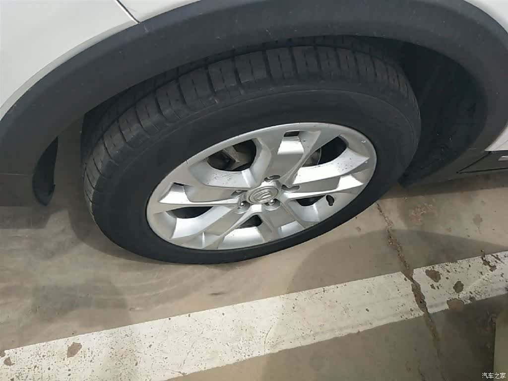 Changan CS15, 2018 23
