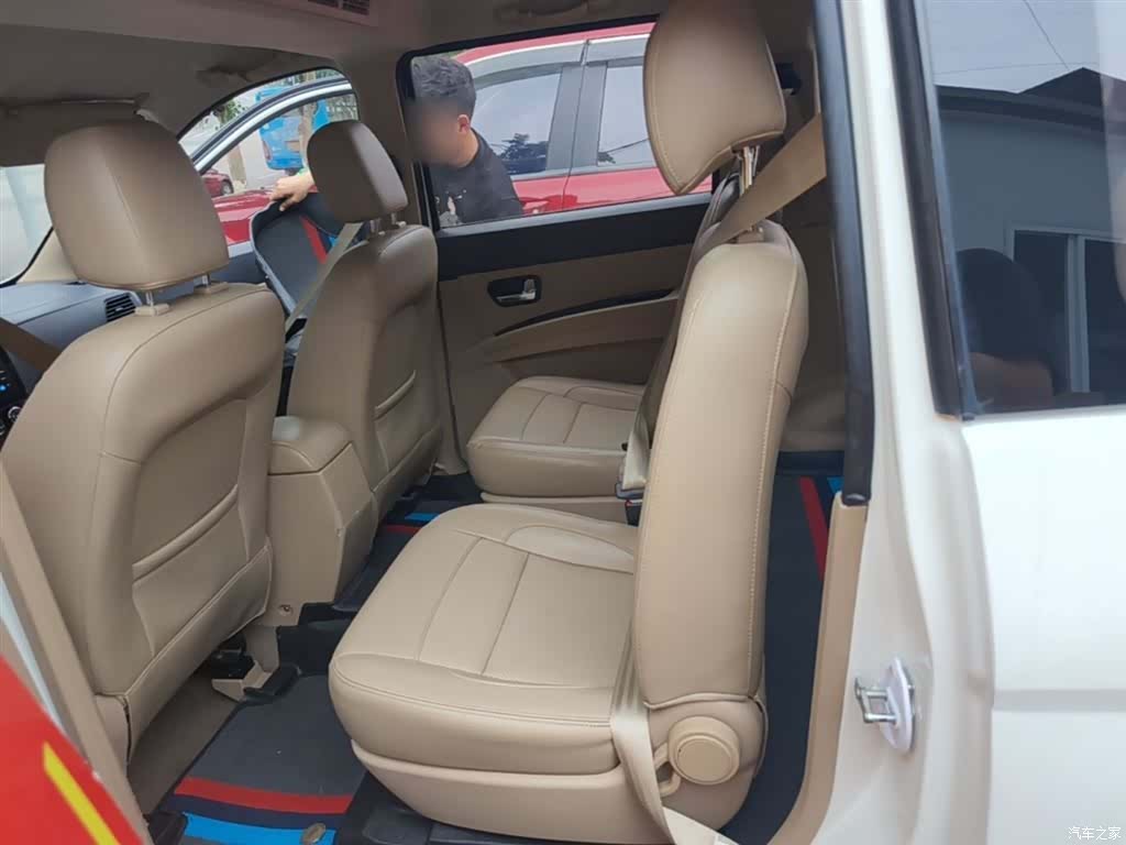 Wuling Hongguang, 2015 17