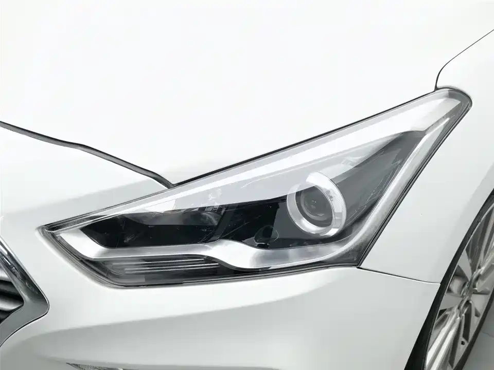 Hyundai Name picture