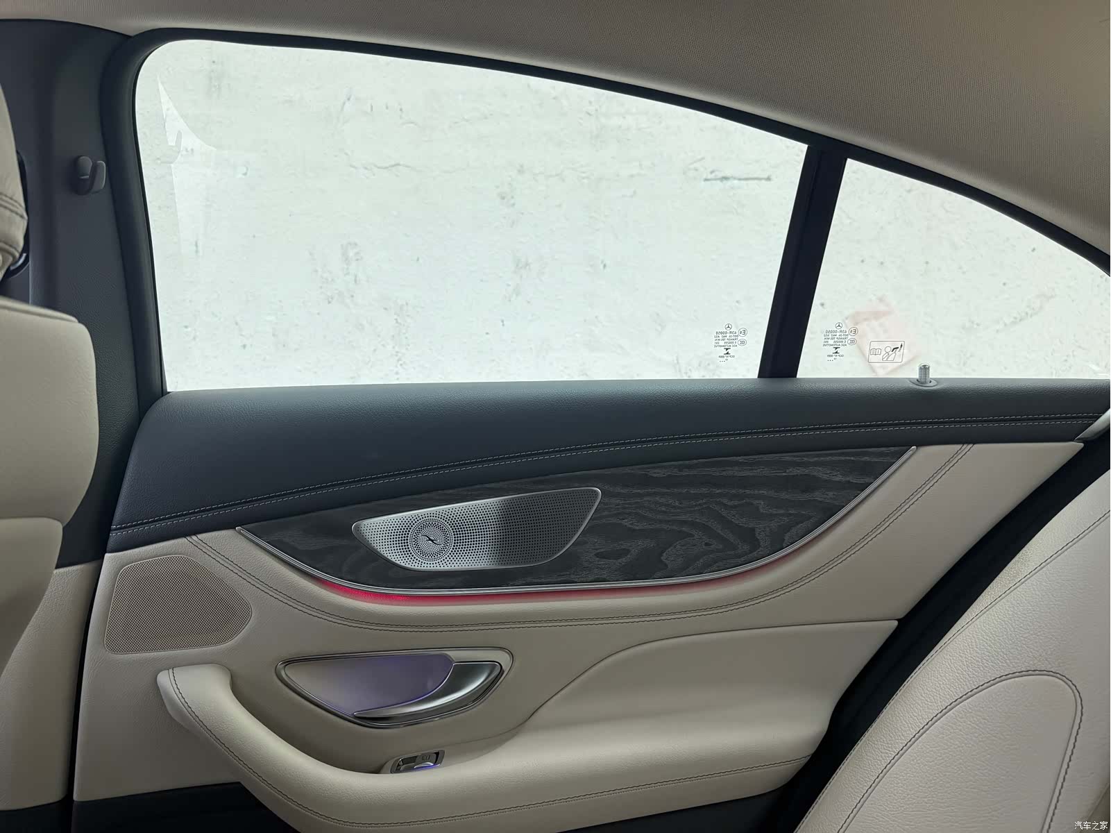 Mercedes-Benz CLS, 2020 14