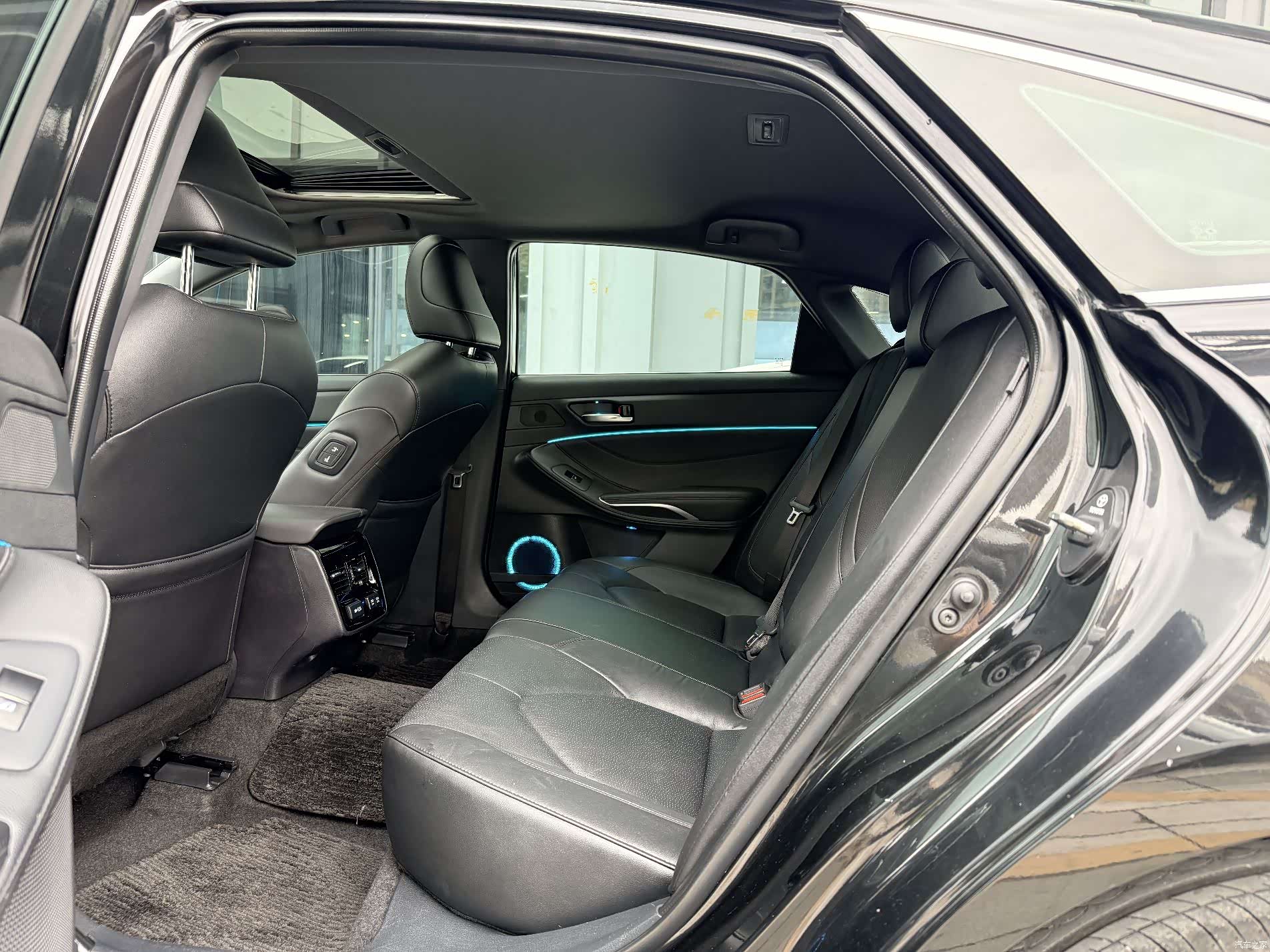 Toyota Avalon, 2020 6