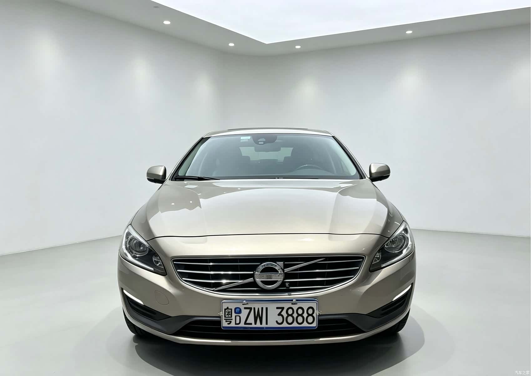 Volvo S60, 2016 3