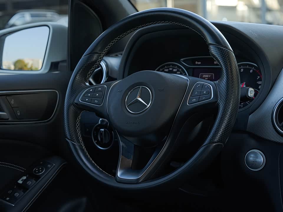 Mercedes-Benz Class B