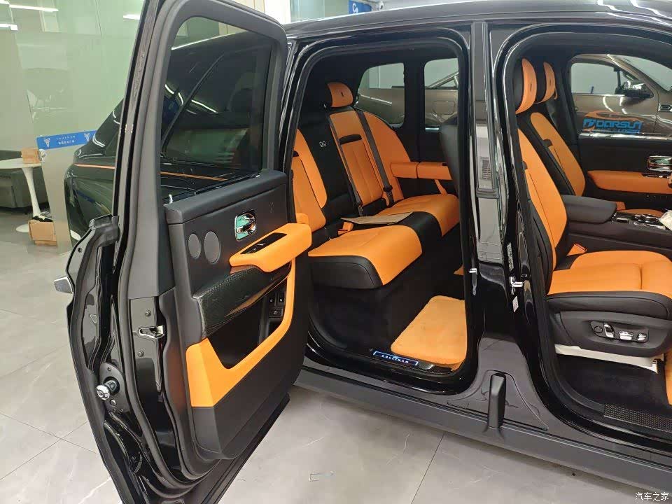 Rolls-Royce Cullinan, 2025 11