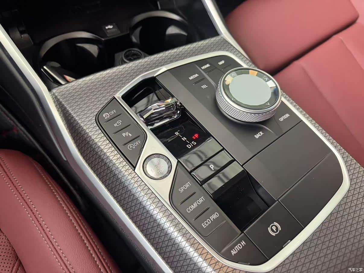 BMW 4 Series, 2025 15