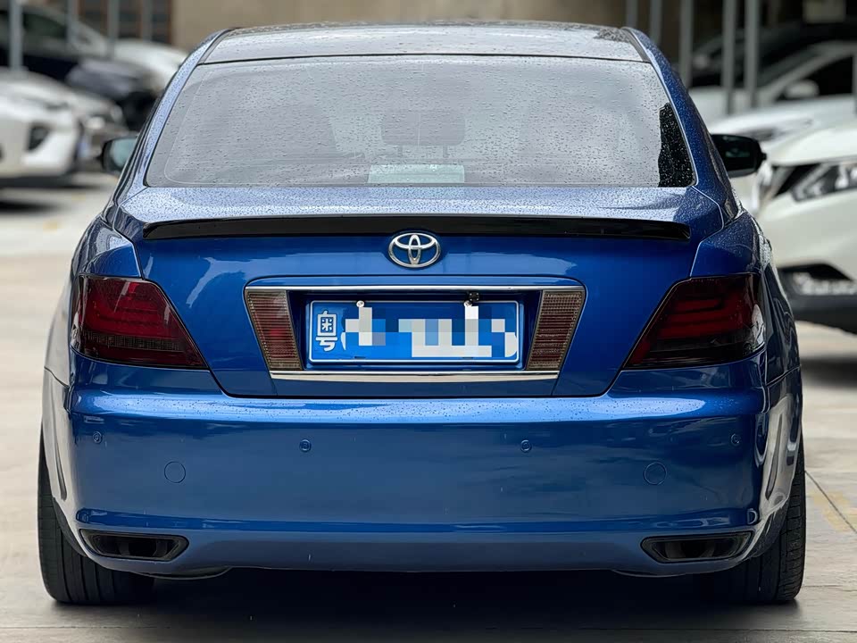 Toyota Reiz