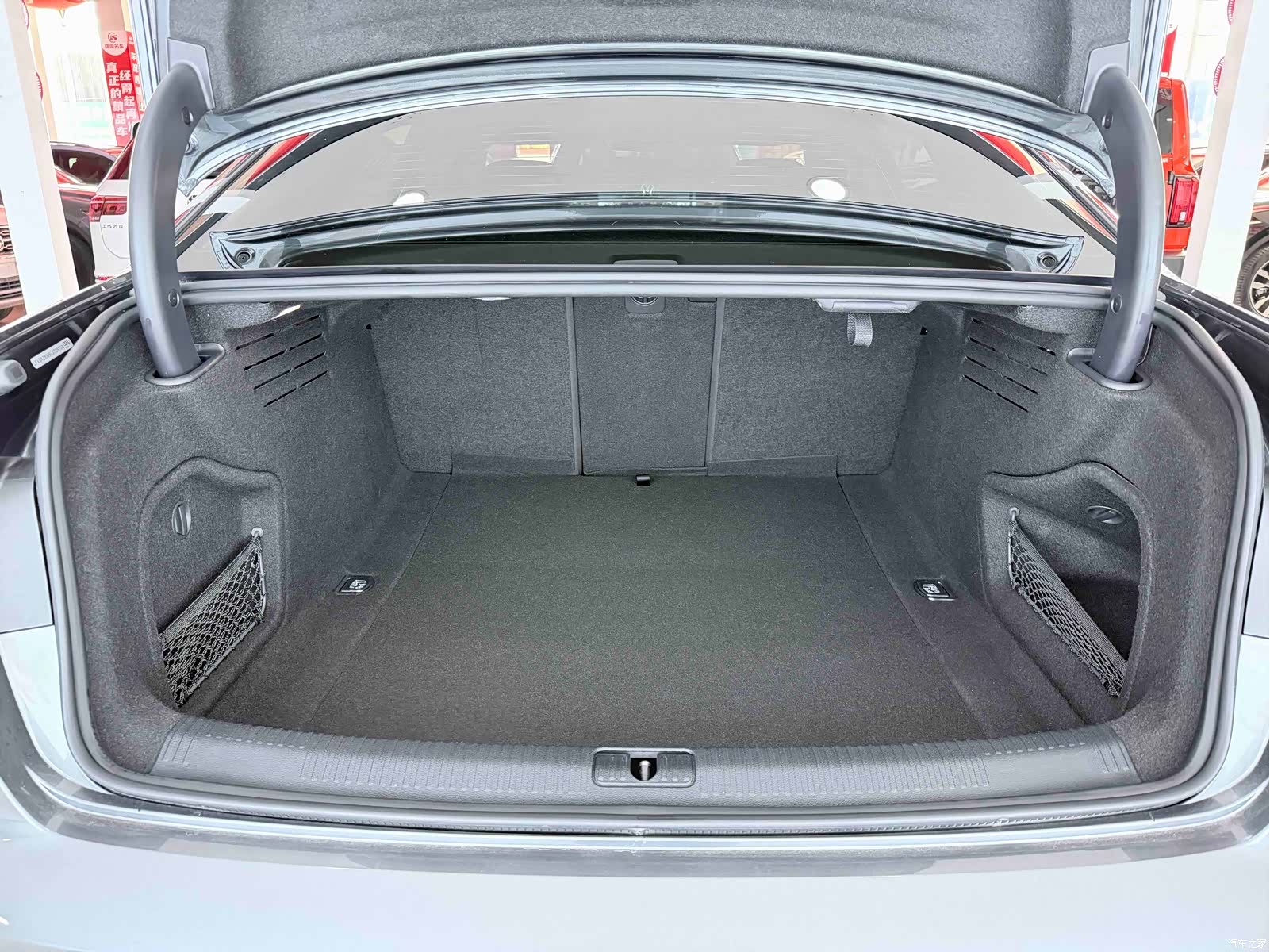 Audi A4L, 2021 21