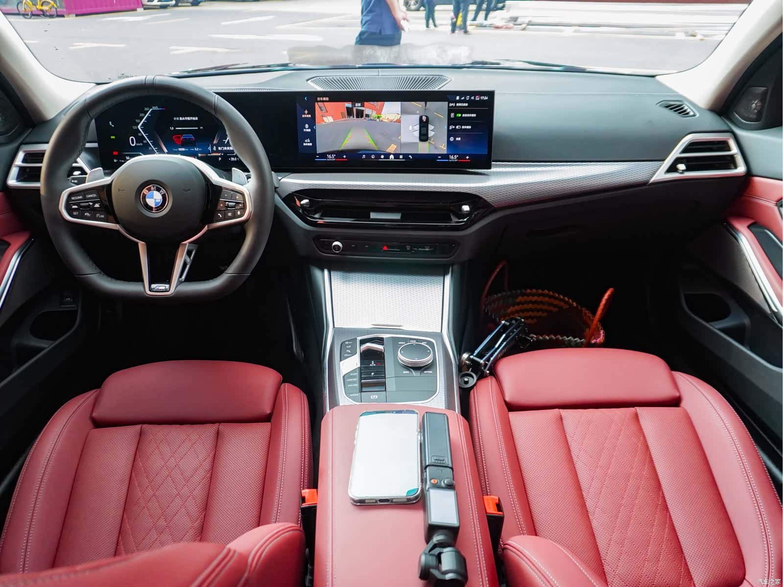 BMW 3 Series, 2025 18