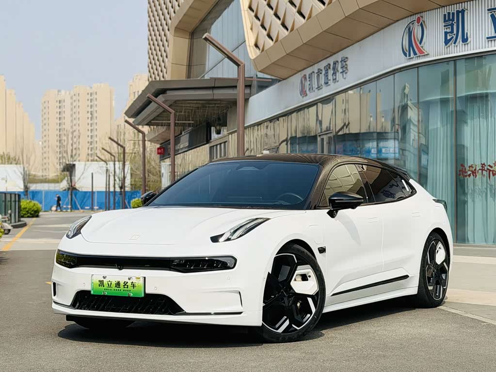 Zeekr 001