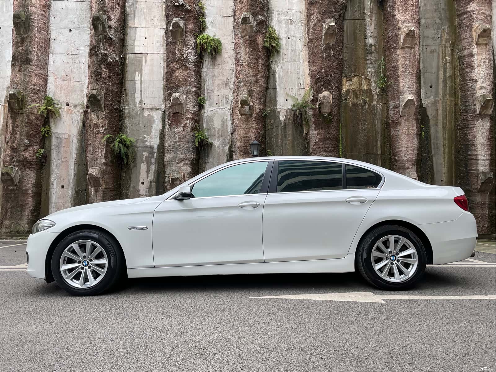 BMW 5 Series, 2015 4