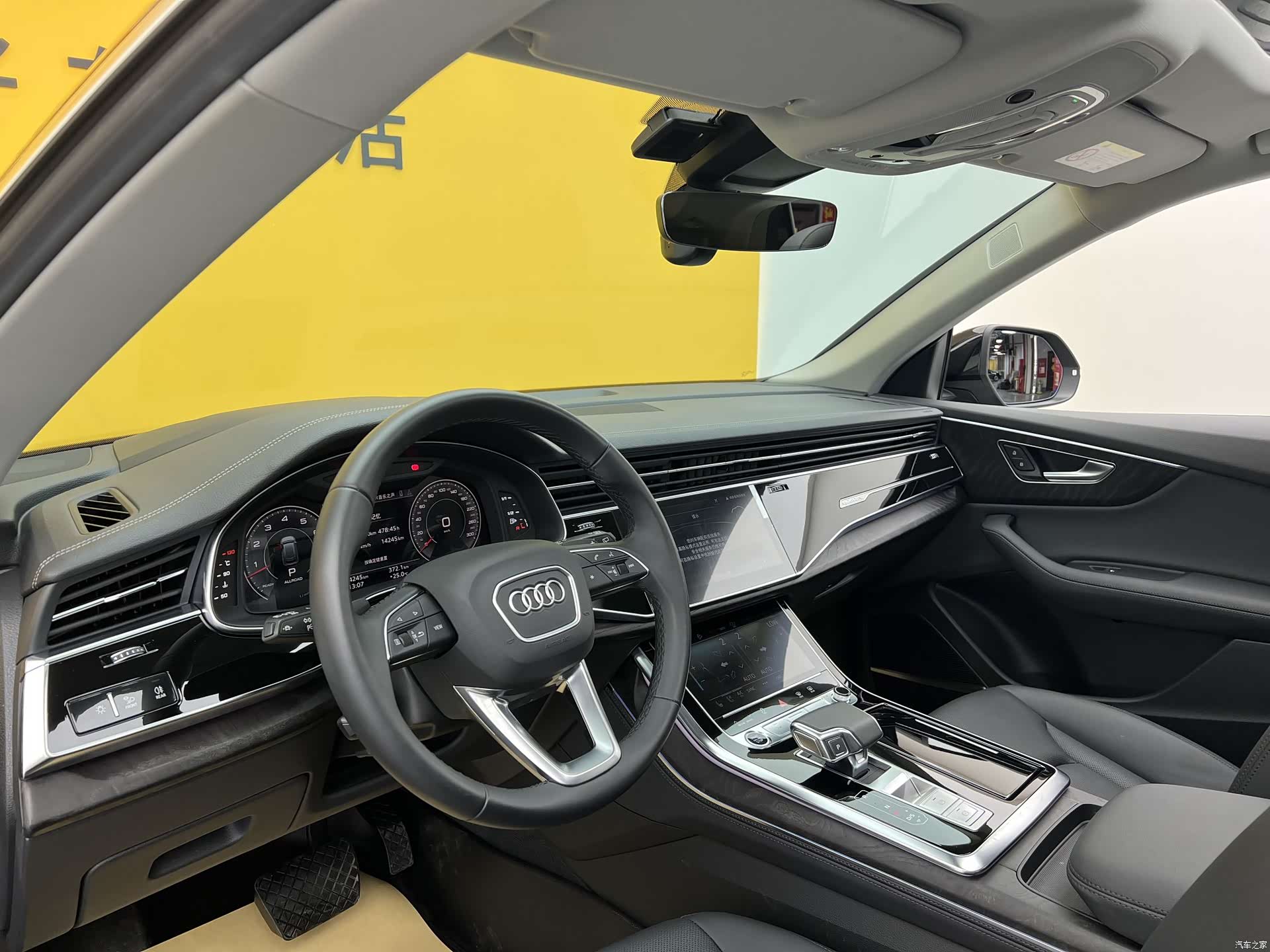 Audi Q8, 2024 все фото
