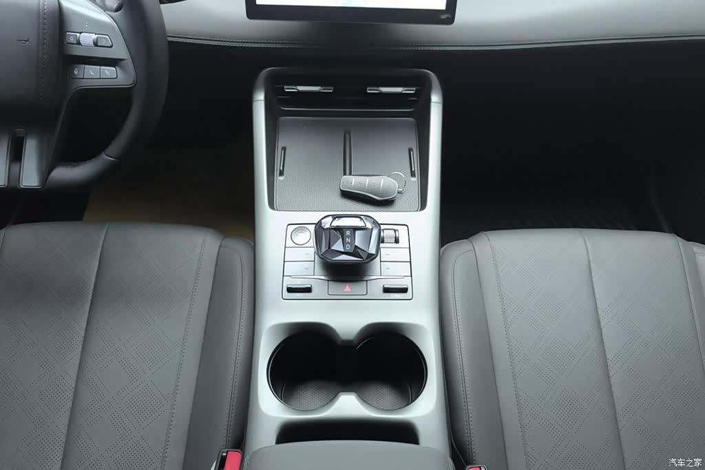 BYD Qin, 2025 16