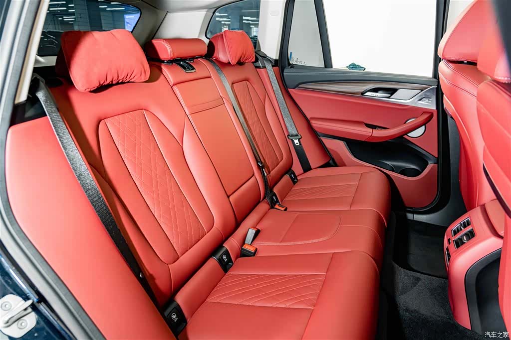 BMW X3, 2025 23