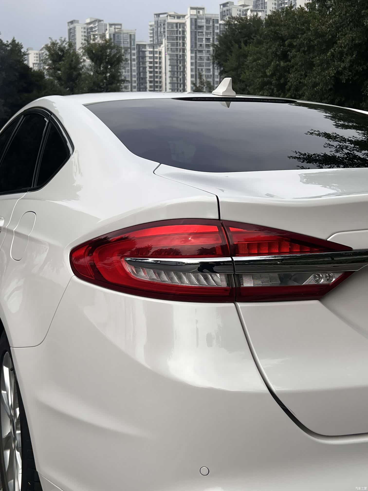 Ford Mondeo, 2017 10