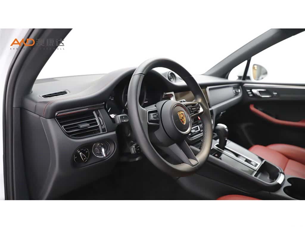 Porsche Macan, 2024 6