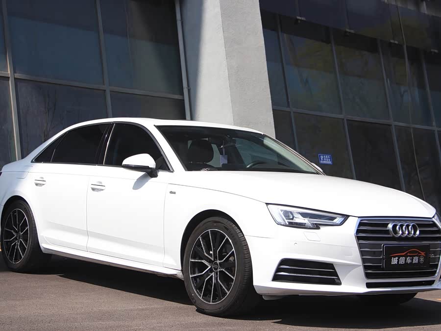 Audi A4L 2017, фото 3
