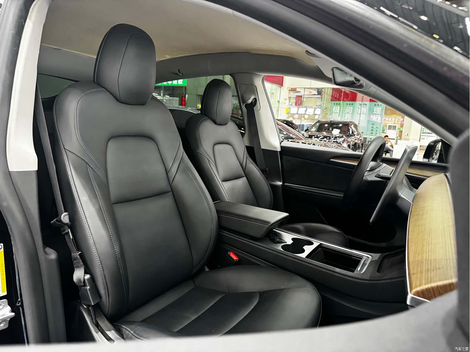 Tesla Model Y, 2021 8